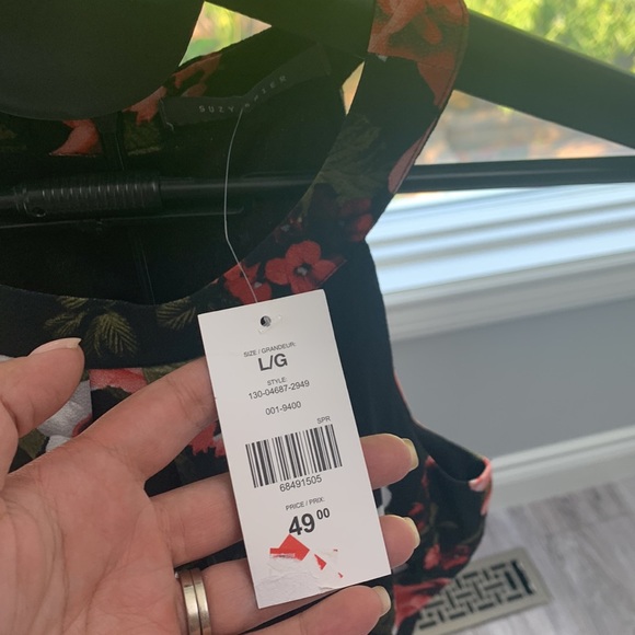 Brand new Suzy Shier High-low Dress - Picture 2 of 2